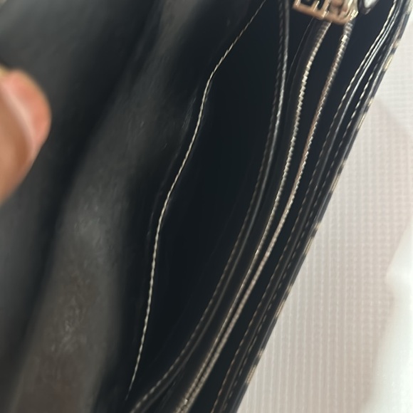 Fendi authentic with code - Picture 5 of 9